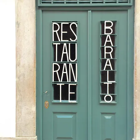 Bairro Alto Studio Apartments - By Lu Holidays-3
